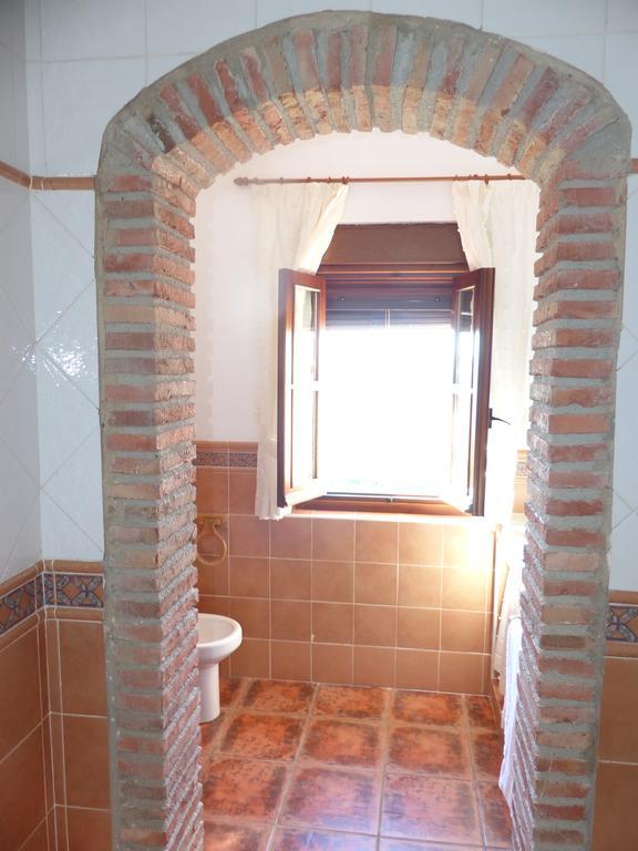 Casa Rural Pena Falcon Torrejon el Rubio Exterior photo